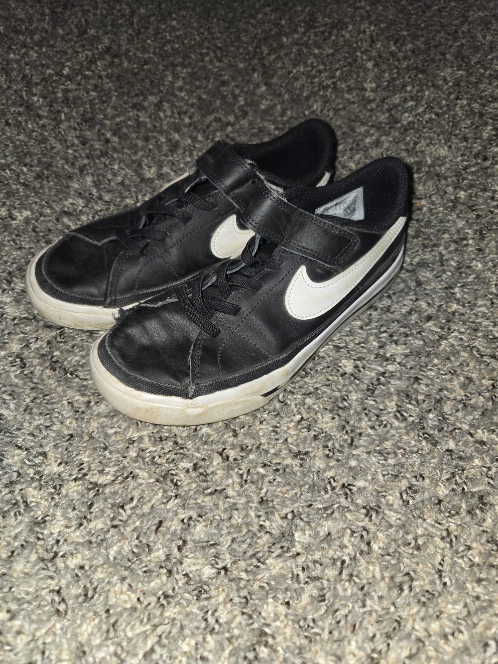Nike Kids' Black & White Low-Top Sneakers